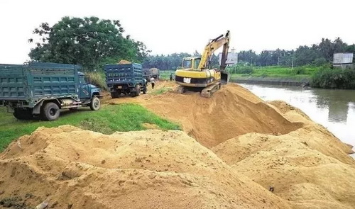 20億噸砂蘊(yùn)藏量，為何還“有錢(qián)無(wú)貨、一砂難求”？?