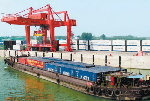 河南再開新精品航線，砂石運(yùn)輸直達(dá)長(zhǎng)江口