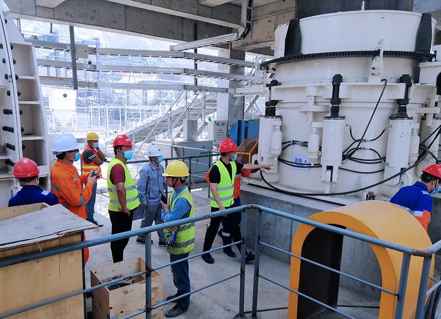 SMS系列多缸液壓圓錐破碎機(jī)，精品骨料生產(chǎn)線的理想選擇