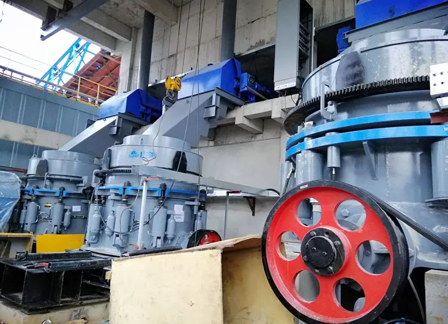 SMS系列多缸液壓圓錐破碎機(jī)，精品骨料生產(chǎn)線的理想選擇