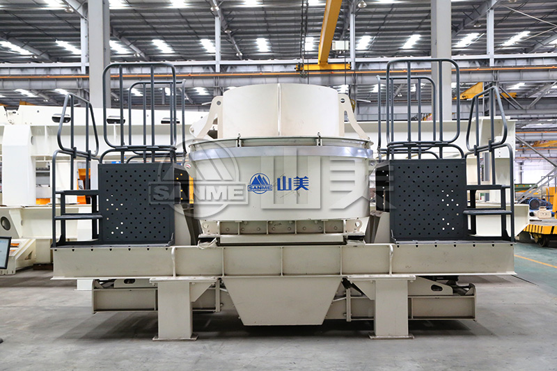 制砂機(jī)出砂率低是什么原因?qū)е碌模? /> 
</p>
<h2>
	  制砂機(jī)出砂率低是什么原因?qū)е碌模?
</h2>
<br />
  <strong>一、<a href='http://www.log-view.com/application/aggregate/Manufactured-sand.html' title='機(jī)制砂' target='_blank'>機(jī)制砂</a>處理物料的硬度：</strong><br />
<br />
  礦物石在生產(chǎn)過程中礦石的本身硬度成為了破碎難度的關(guān)鍵因素。礦石硬度越大密度越大，所以就越難破碎，破碎生產(chǎn)效率越低，也會(huì)對設(shè)備的磨損越大，不僅會(huì)影響制砂機(jī)的生產(chǎn)量，還會(huì)對設(shè)備造成磨損。所以，物料要選擇硬度適中的。<br />
<br />
  <strong>二、制砂物料的粘結(jié)度：</strong><br />
<br />
  物料的粘度越大，就更容易黏結(jié)在制砂機(jī)上面。黏度高的物料黏結(jié)在制砂機(jī)內(nèi)壁上，會(huì)非常影響制砂機(jī)的生產(chǎn)效率。所以，物料在選擇時(shí)，選擇物料黏度較小的物料。<br />
<br />
  <strong>三、物料的含水量：</strong><br />
<br />
  物料的含水量較大時(shí)，容易沾黏在設(shè)備的內(nèi)壁，并且在物料進(jìn)料的過程中很容易會(huì)導(dǎo)致制砂機(jī)堵塞，從而導(dǎo)致制砂機(jī)的生產(chǎn)能力，影響到制砂機(jī)的正常運(yùn)行。所以，當(dāng)我們在選擇物料時(shí)，要控制物料的含水量。要是物料的濕度比較大，可以經(jīng)過風(fēng)吹日曬來盡量降低物料中的含水量。<br />
<p>
	<br />
</p>
<p style=