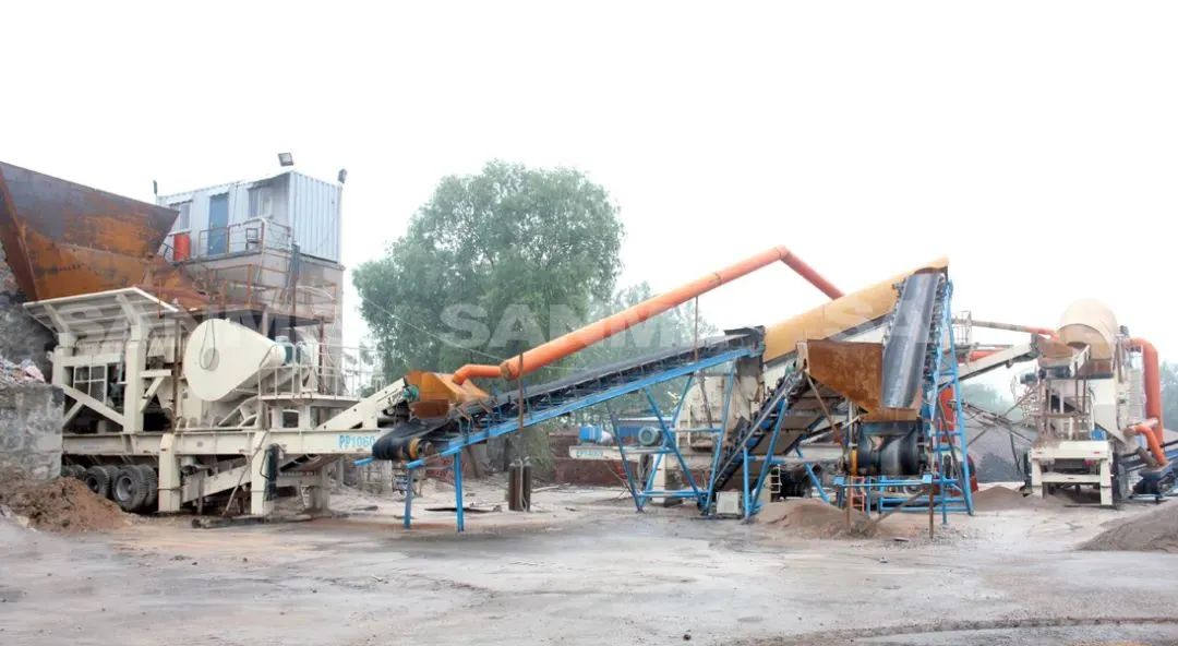 時(shí)產(chǎn)值近600萬！山美移動(dòng)式破碎篩分一體站助力江蘇高碳鉻鐵礦破碎項(xiàng)目建設(shè)